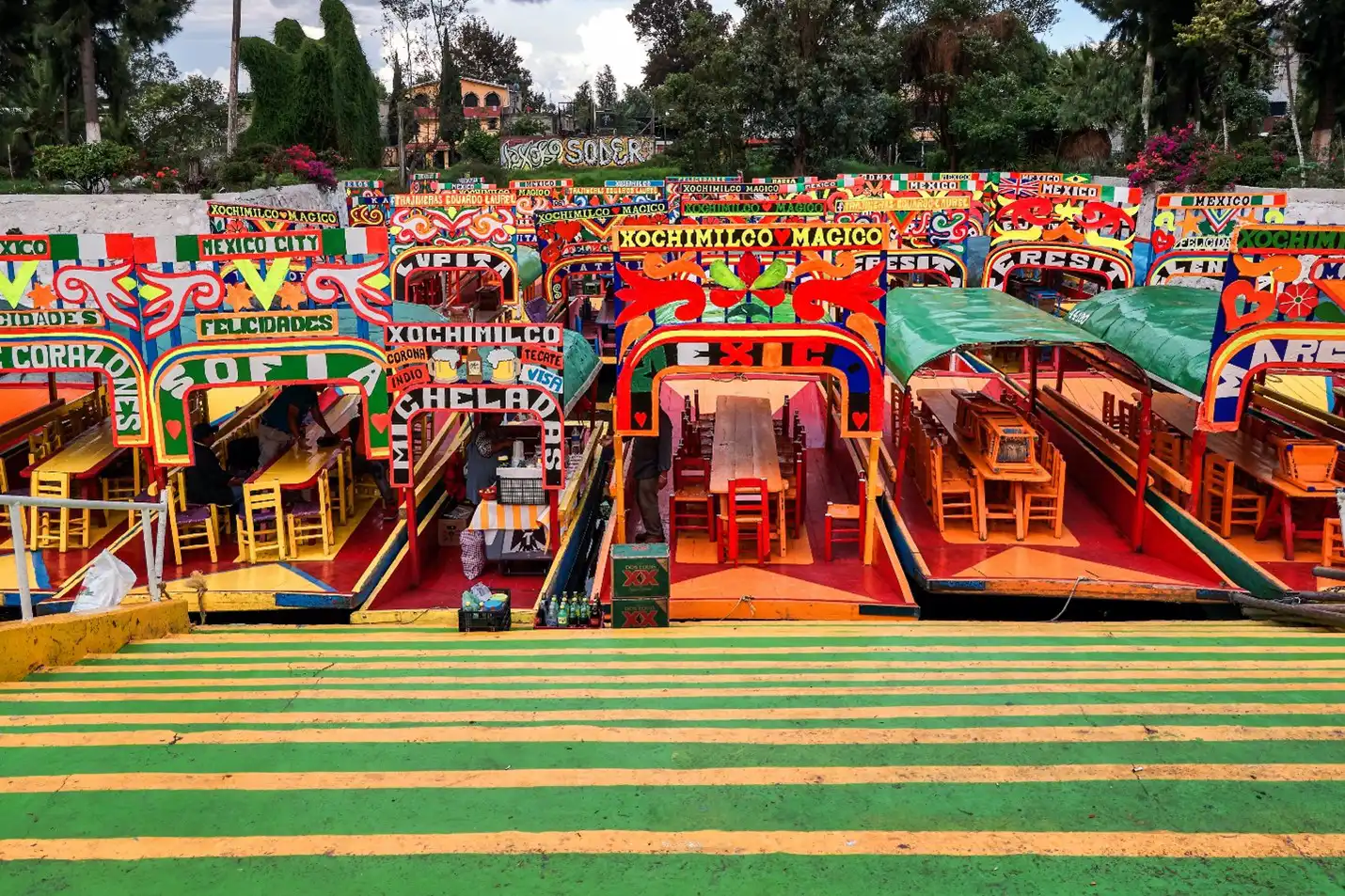 souvenir stalls in Mexico